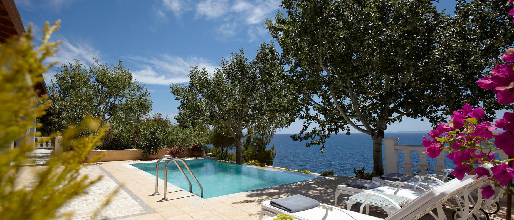 Danai Beach Resort & Villas
