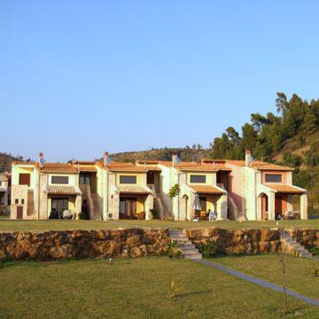 Nefeli Villas & Suites