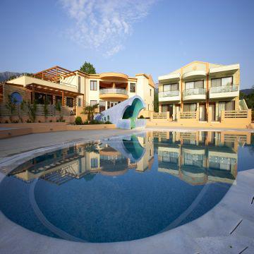 Alexandra Golden Boutique  Hotel
