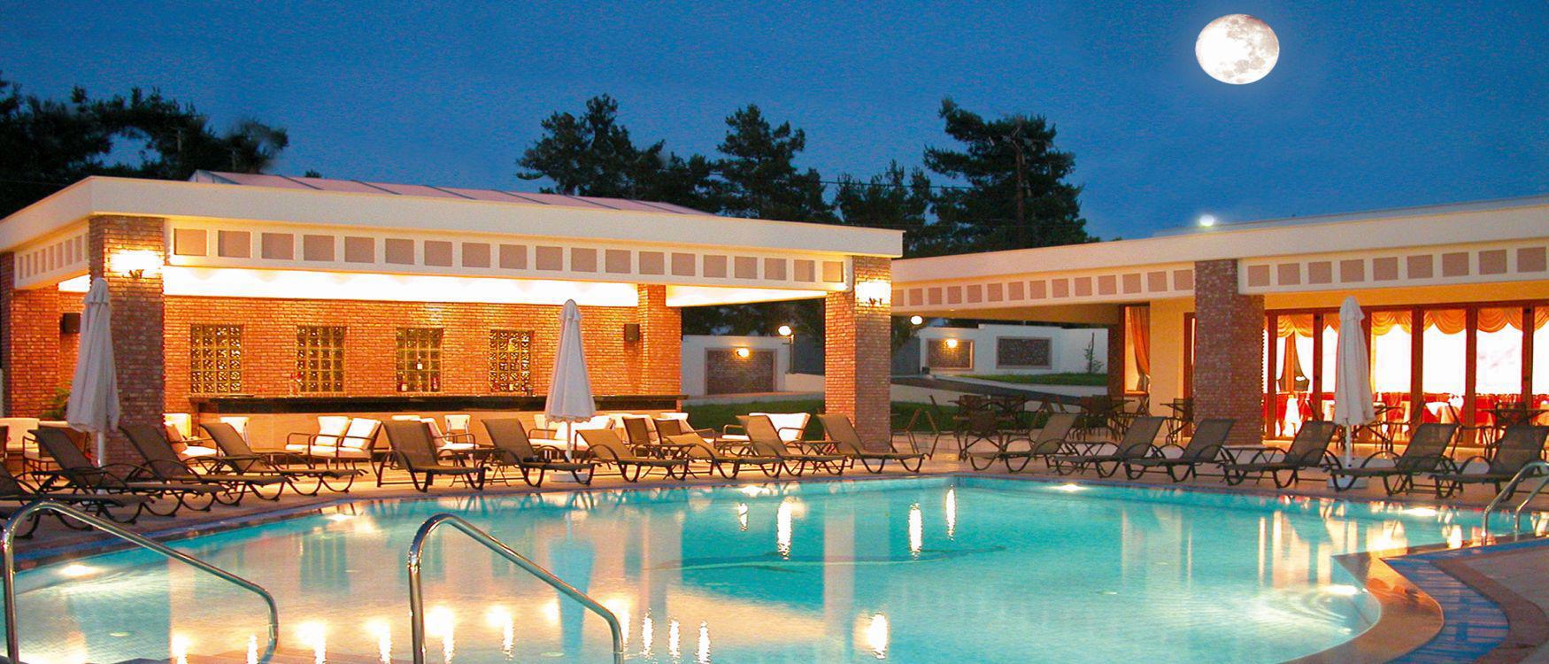 Royal Hotel