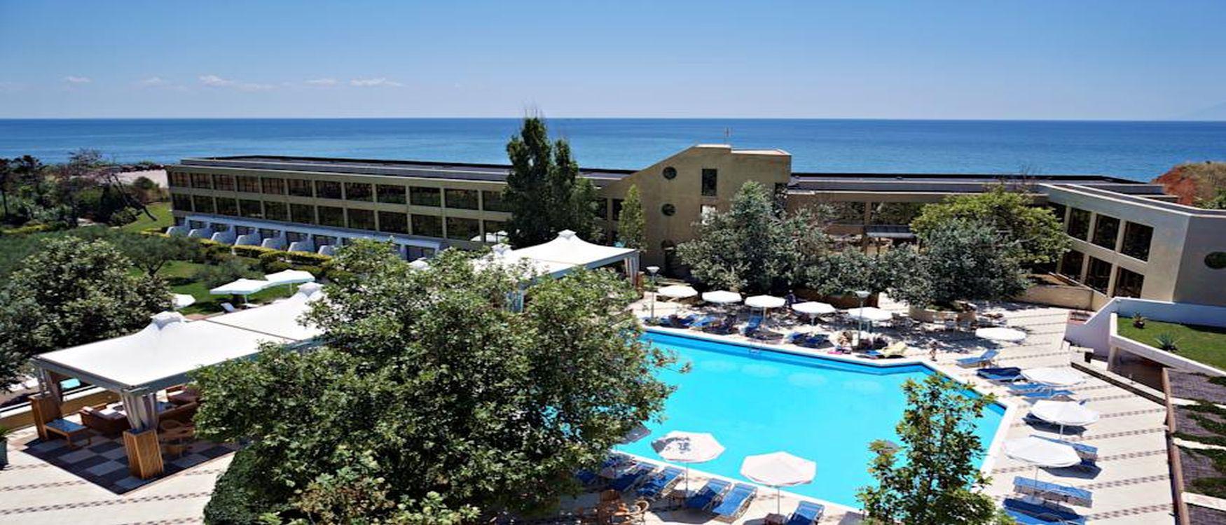 Alexander Beach Hotel