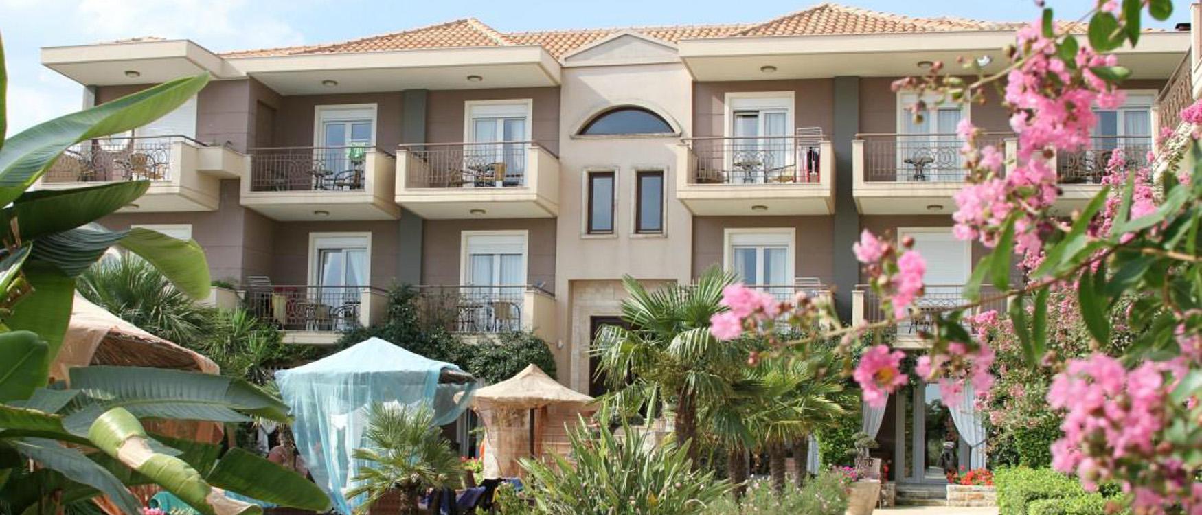 Achtis Hotel
