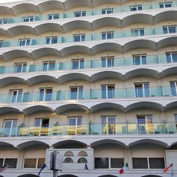 Elpida Hotel
