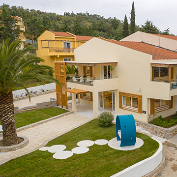 Zoe Hotel