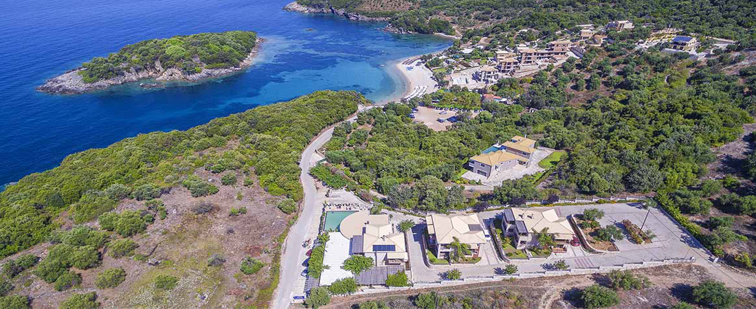3 Aktes Resort