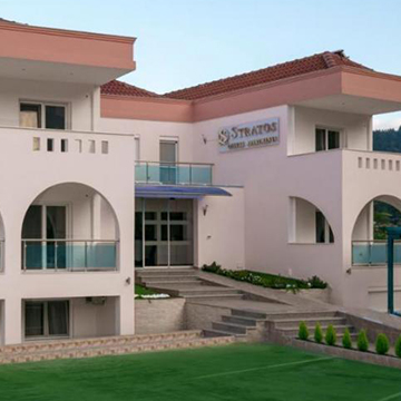 Stratos Deluxe Apartments