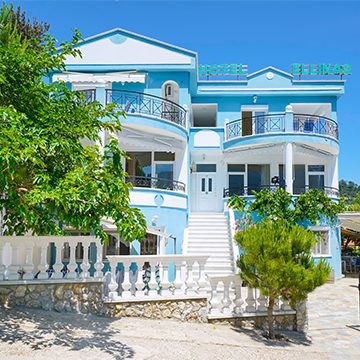 Ellinas Hotel