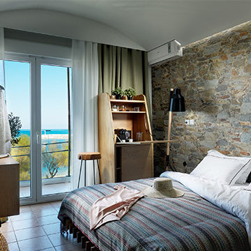 Menel the Tree House Hotel