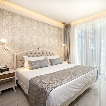 Vantaris Luxury Beach Resort
